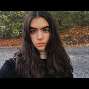 Meet your Posher, Isabella